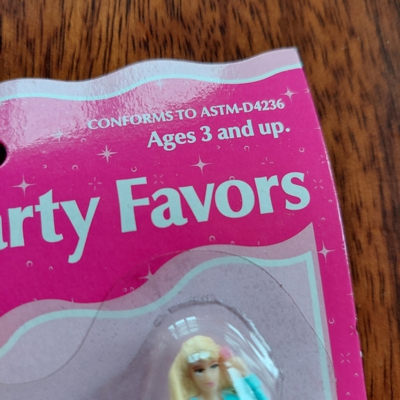 Barbie Vintage Party Favors Mini Figurines Mattel 1998 NOS Unopened - Picture 5 of 8